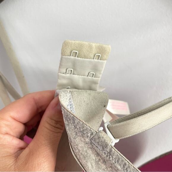 PINK Victoria’s Secret | Women’s Heathered Grey Wear Everywhere Push-Up Bra 32D - Picture 4 of 8